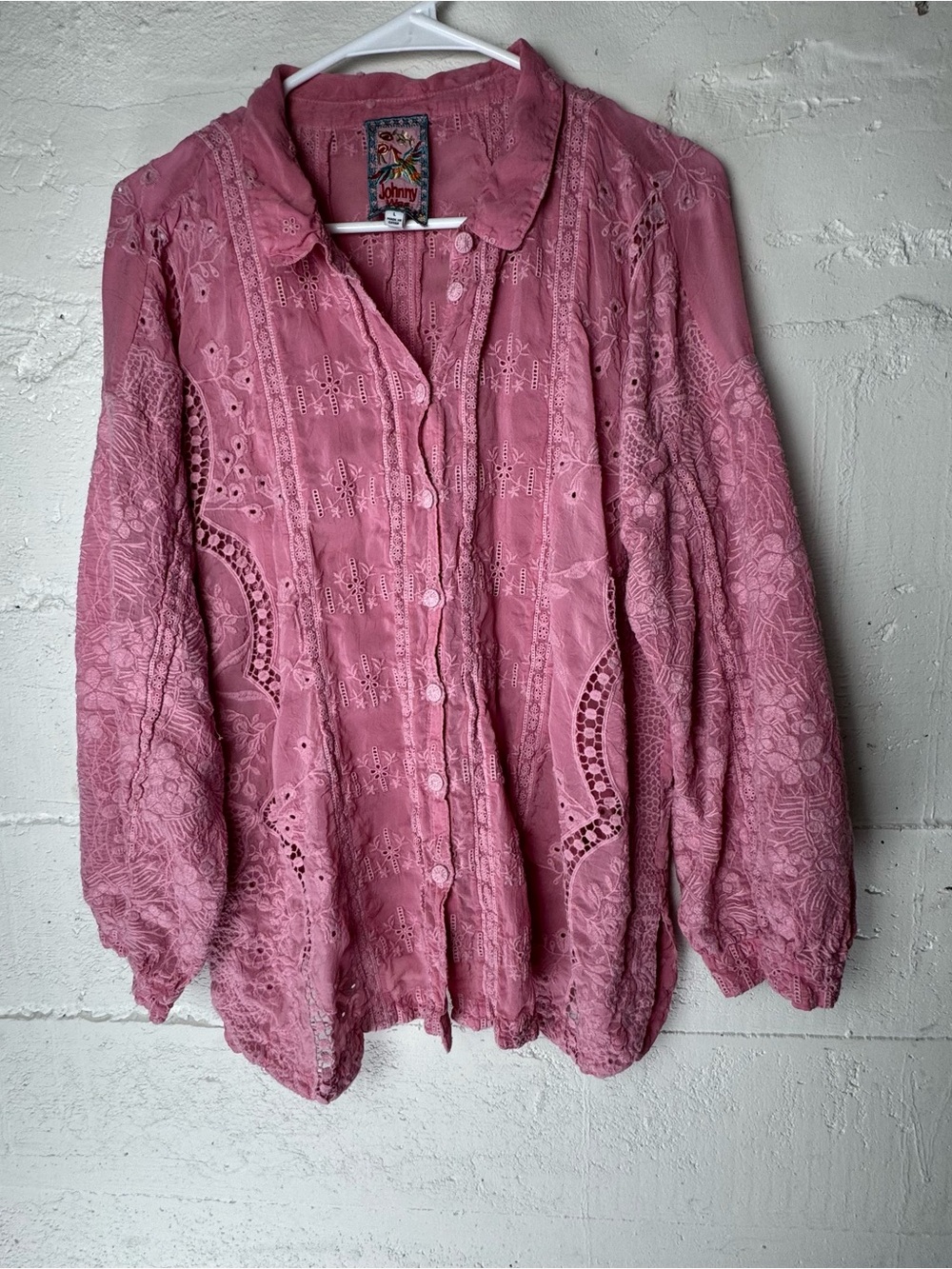 Johnny Was Blossom Rosie Button‎ Down in SPRING ROSE - Picture 2 of 10